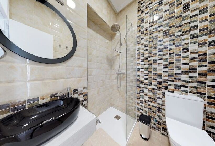 Hostal Boutique La Española By Bossh Hotels