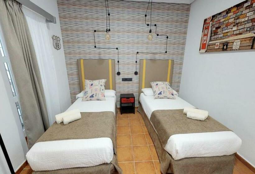 Hostal Boutique La Española By Bossh Hotels