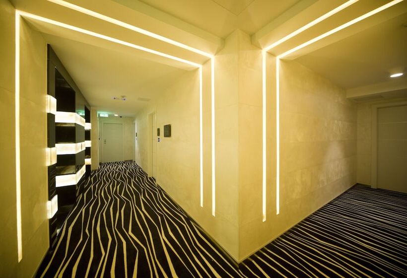 Hugo S Boutique Hotel   Adults Only