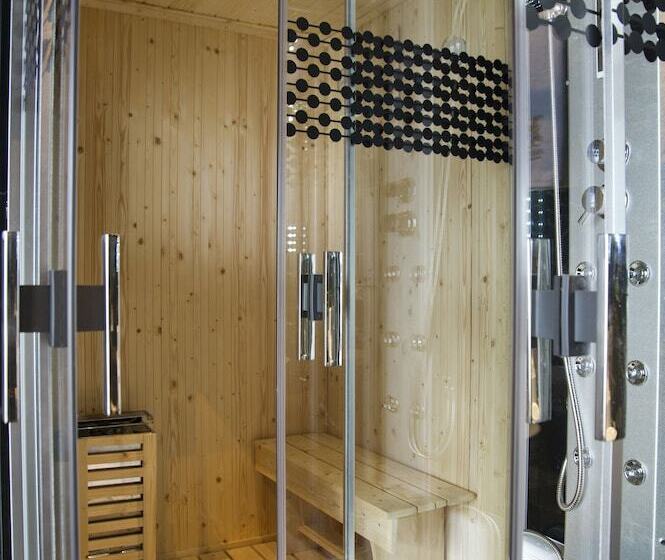 Hugo S Boutique Hotel   Adults Only