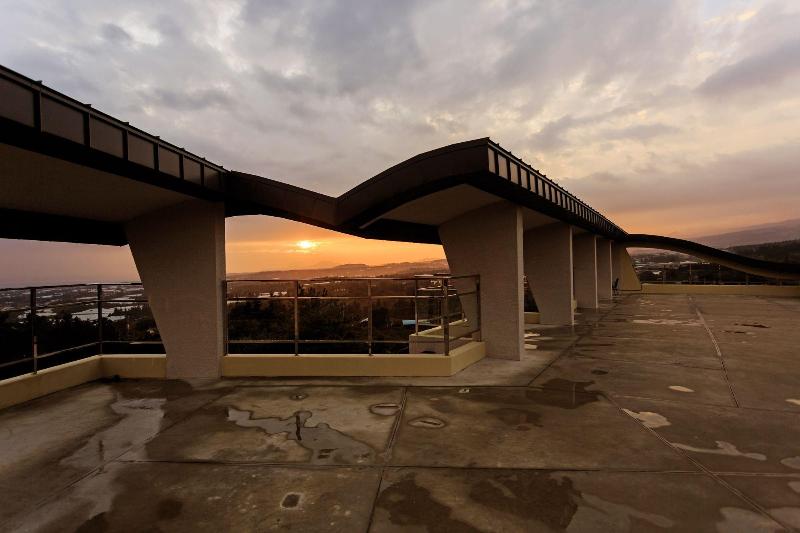 בית מלון כפרי Jeju M Resort