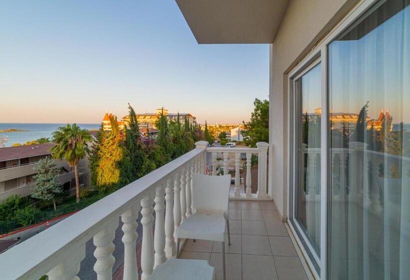 酒店 Justiniano Theodora Resort