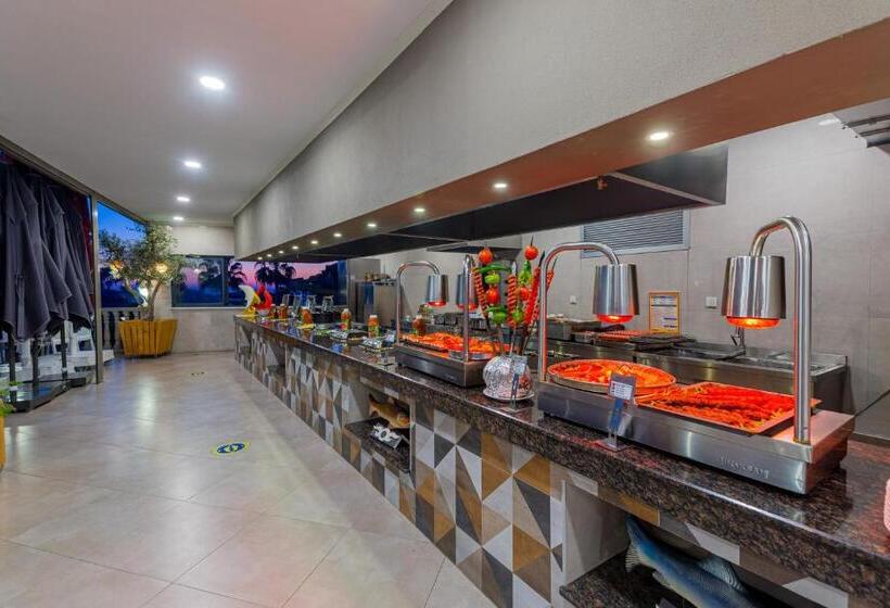 酒店 Justiniano Theodora Resort