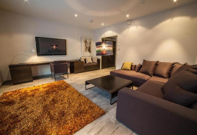 فندق Li Suomutunturi