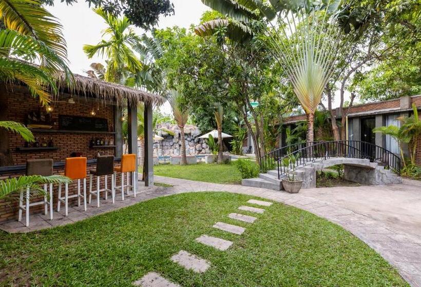 Отель Maison Gen Angkor