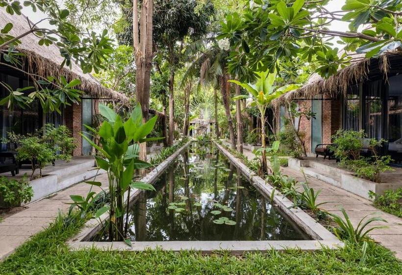 Отель Maison Gen Angkor