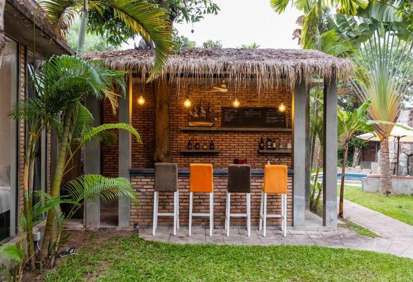 Отель Maison Gen Angkor