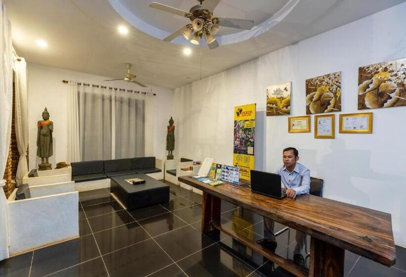 Отель Maison Gen Angkor