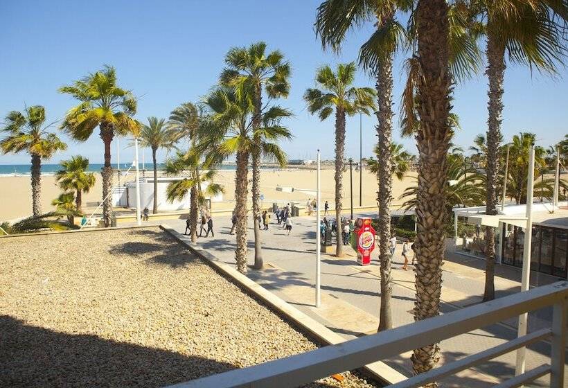 فندق Malvarrosa Beach Rooms