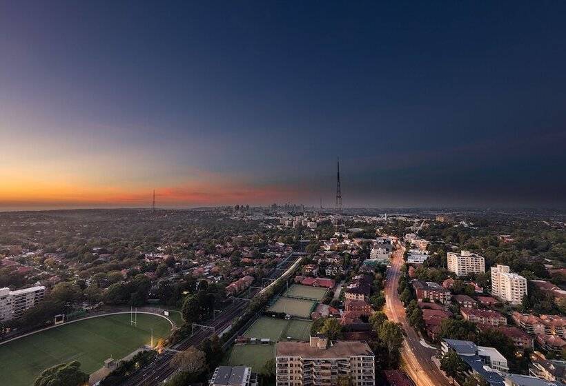 فندق Meriton Suites Chatswood