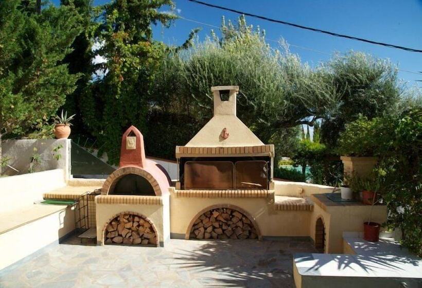 ホテル Nostos Studios & Apartments