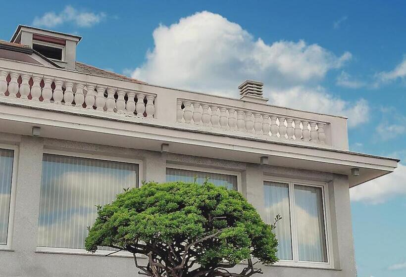 Отель Panorama Tapia