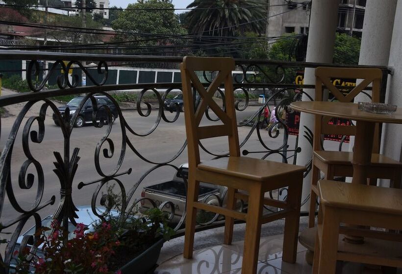 فندق Presidential