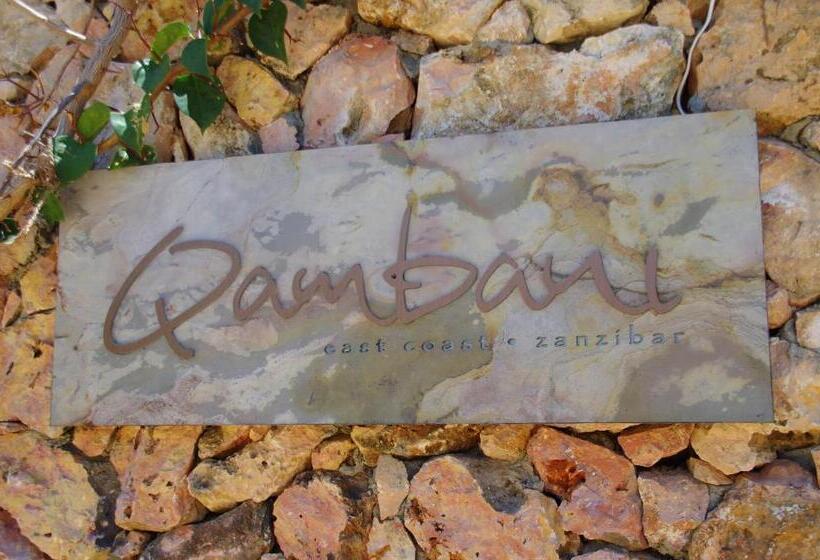 בית מלון כפרי Qambani Luxury Resort