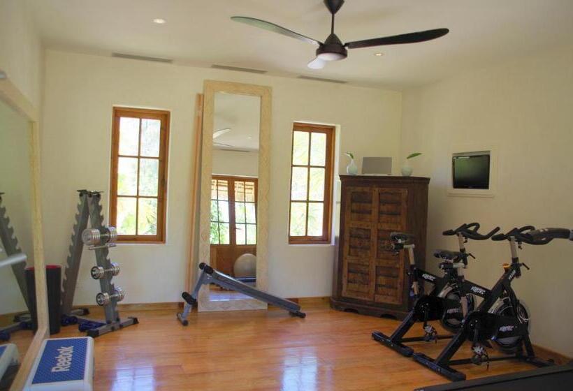 בית מלון כפרי Qambani Luxury Resort