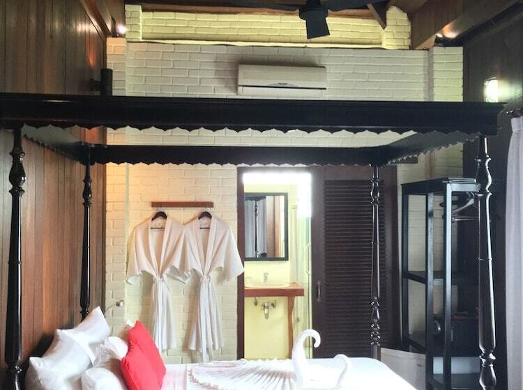 هتل Resort La Villa Loti