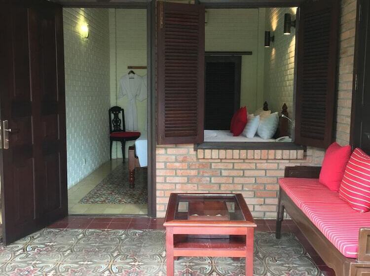 هتل Resort La Villa Loti