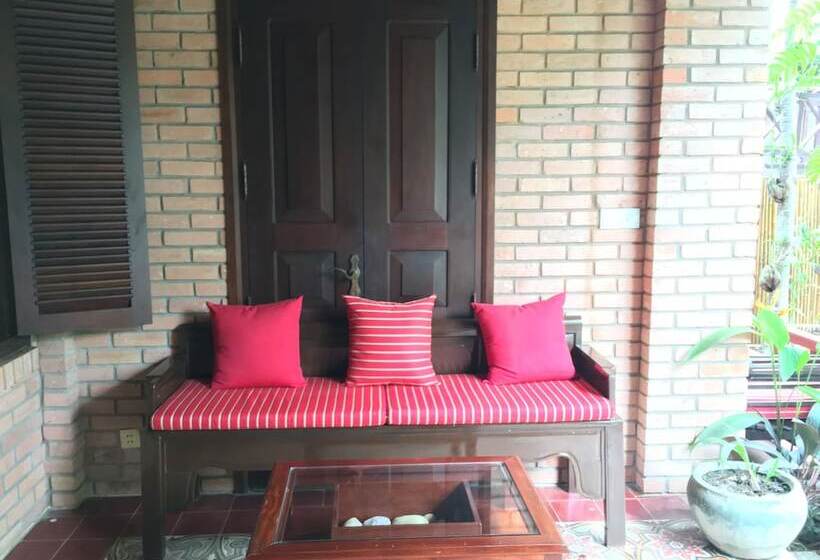 هتل Resort La Villa Loti