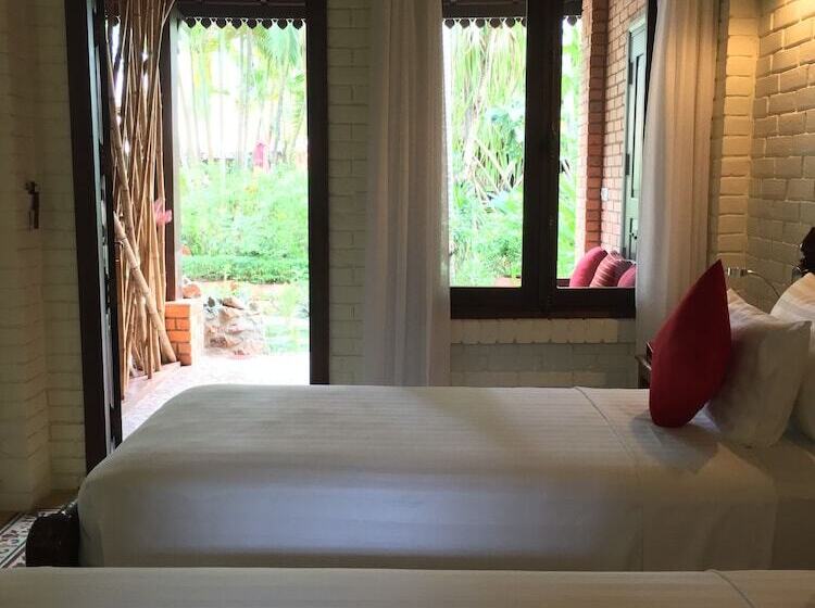 هتل Resort La Villa Loti