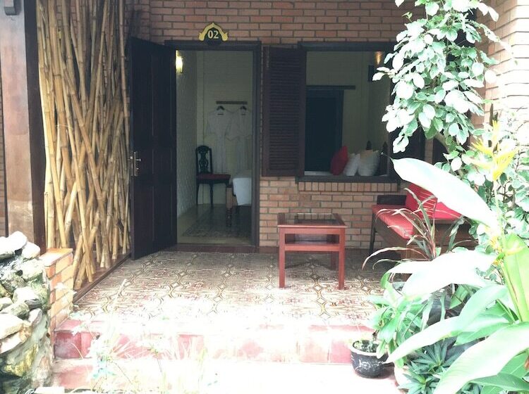 هتل Resort La Villa Loti