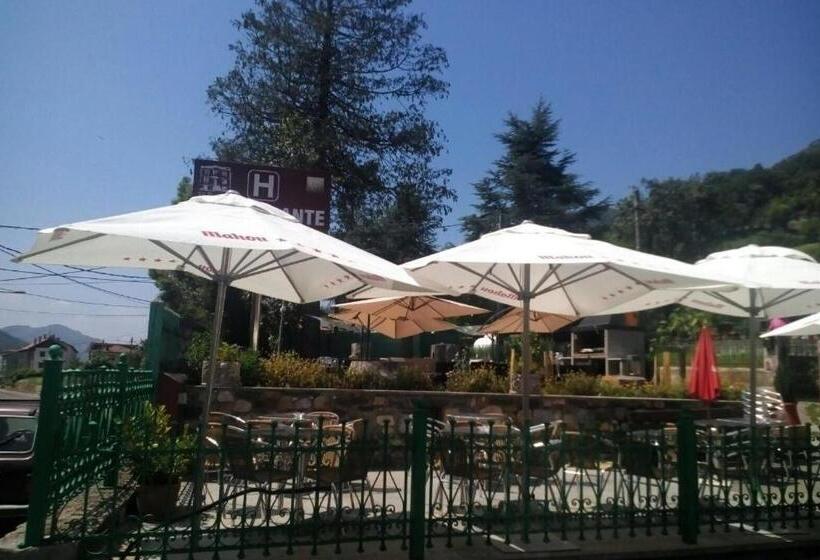 فندق Restaurante Parador De Felechosa