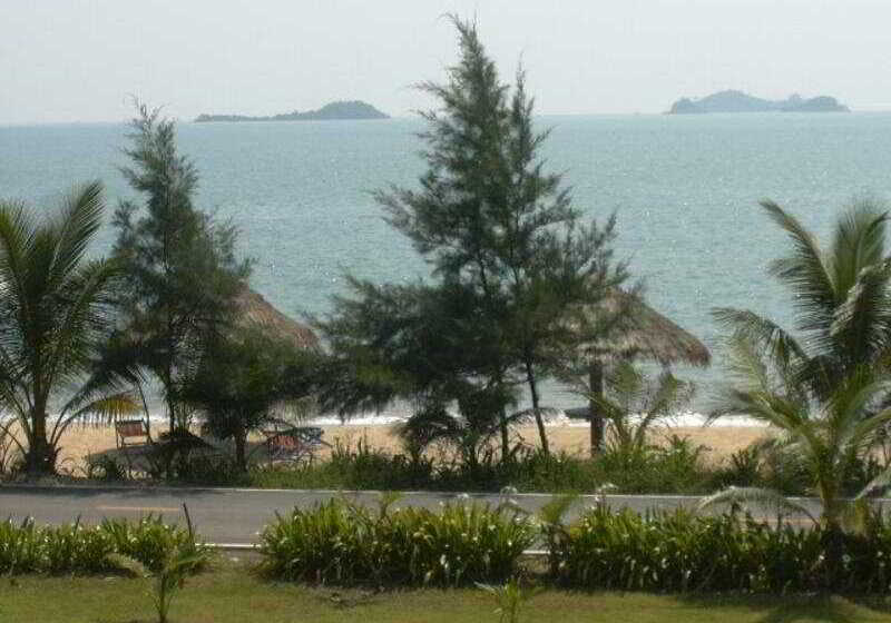 فندق Ruenthairimhaad Resort