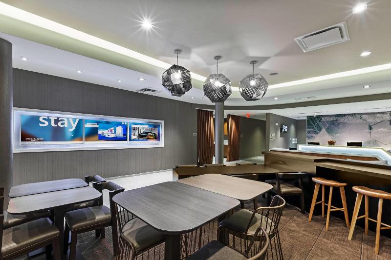 فندق Springhill Suites By Marriott Tulsa At Tulsa Hills