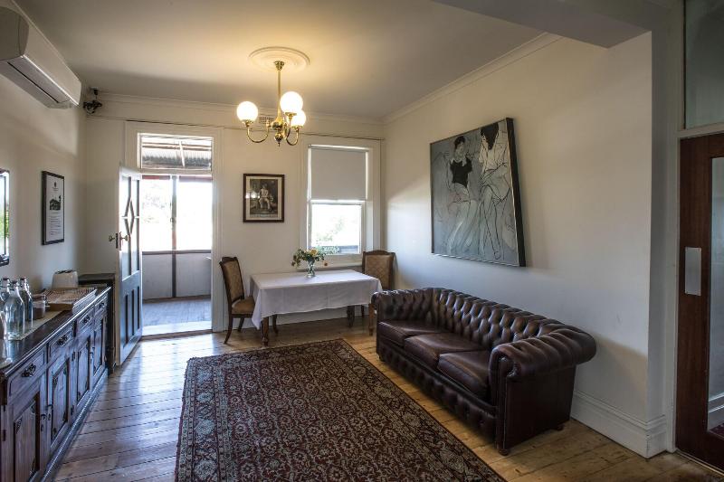 The Corner Hotel Alexandra