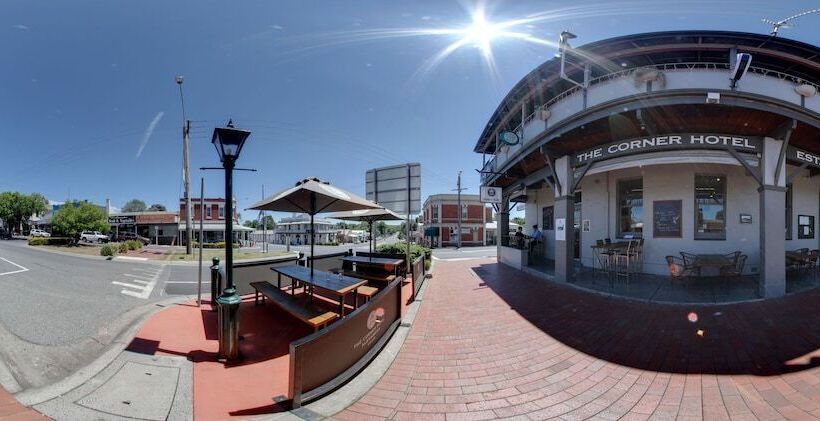 The Corner Hotel Alexandra