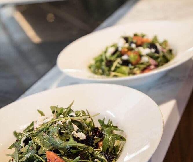 The Corner Hotel Alexandra