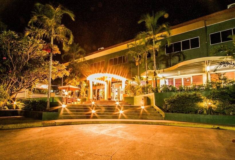 Отель The Hideaway