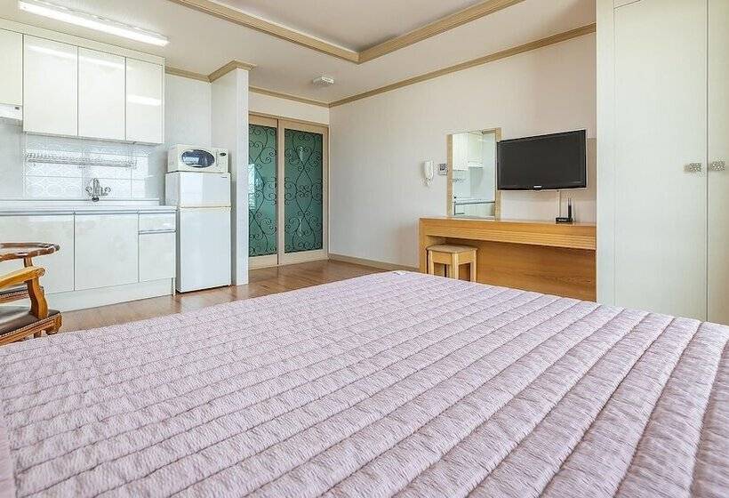 Jeju Story House Pension