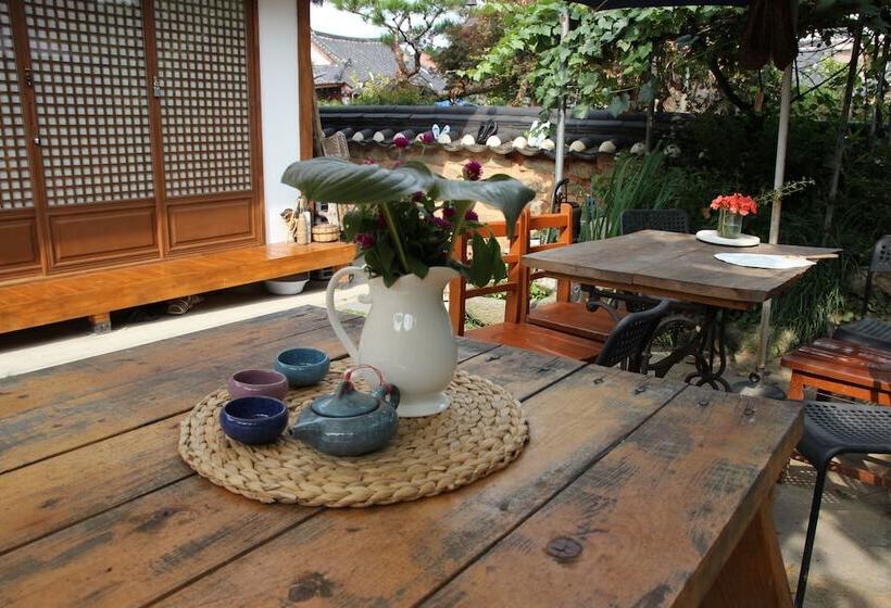 ペンション Sungsim Hanok Guesthouse