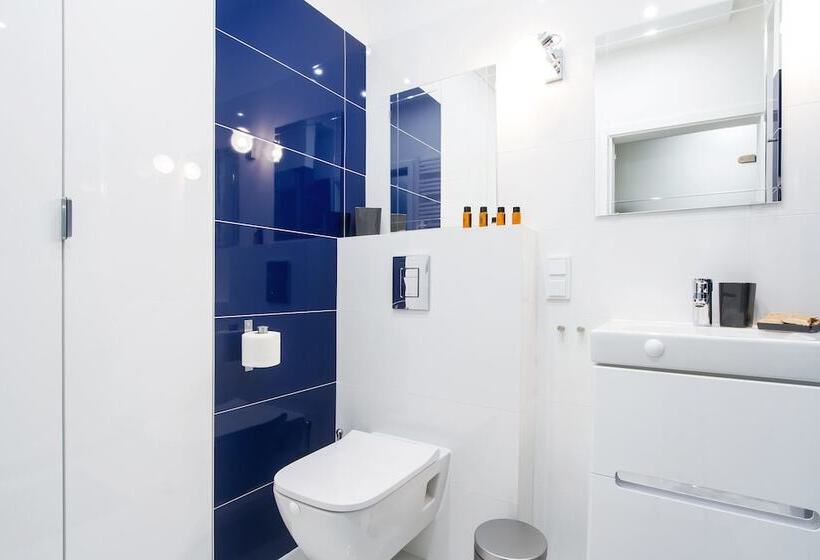 Old Town Luxury Apartment