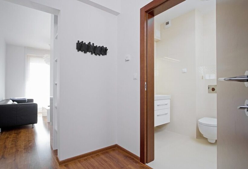 Old Town Luxury Apartment