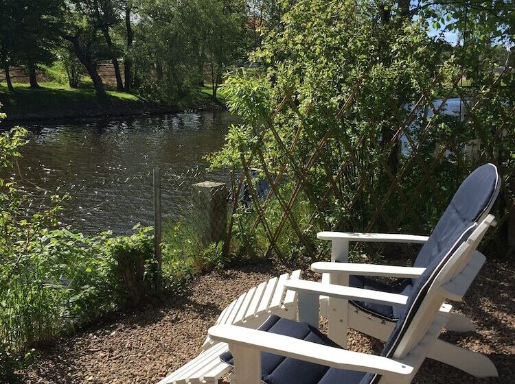 بنسيون L Villa Ronne