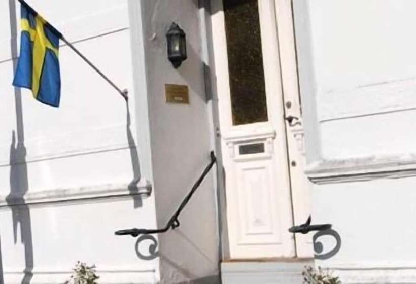 بنسيون L Villa Ronne