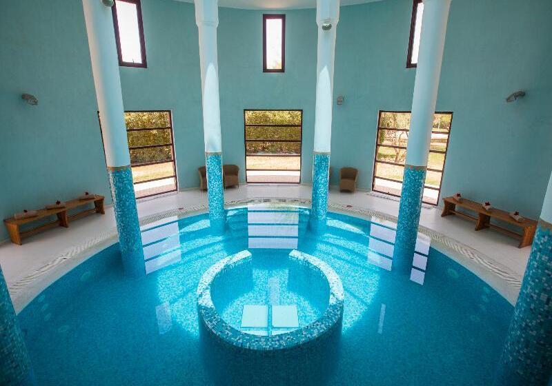 리조트 Valeria Madina Club All Inclusive