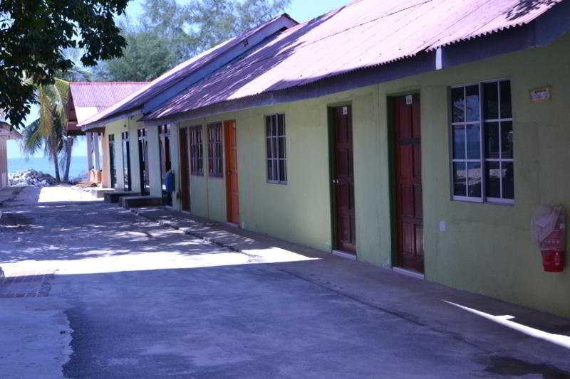 Tanjung Malie Beach Motel