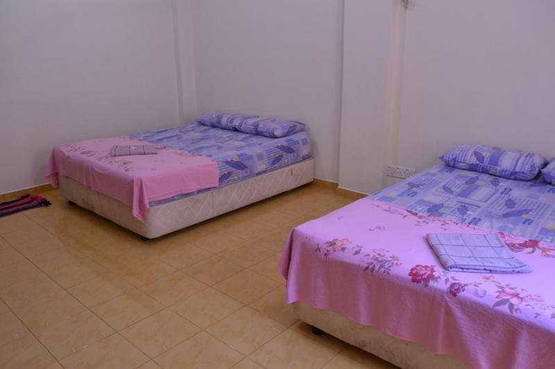 Tanjung Malie Beach Motel