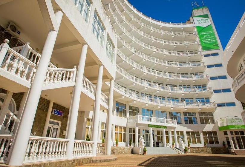 هتل Garden Hills 2