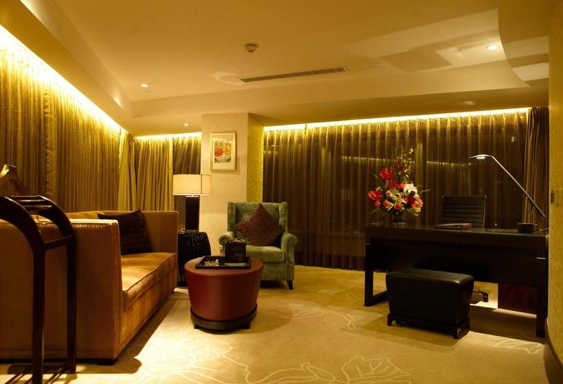 Zhongmao Haiyue Hotel