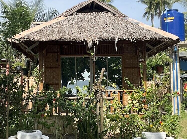 هاستل Boochee Beach