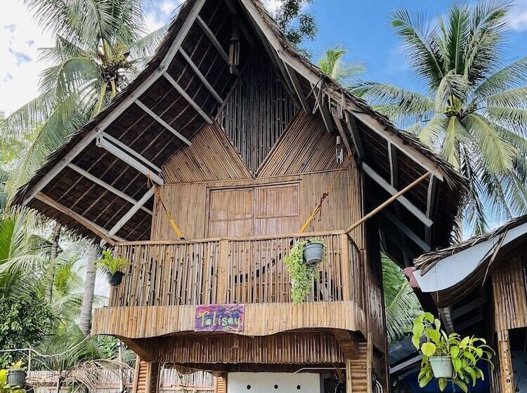 هاستل Boochee Beach