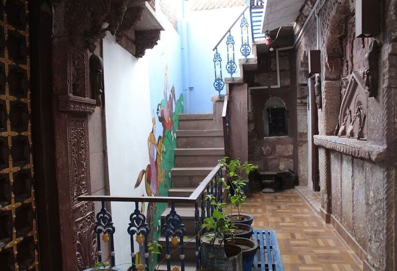 فندق Castle View Heritage Haveli