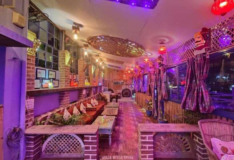 فندق Castle View Heritage Haveli