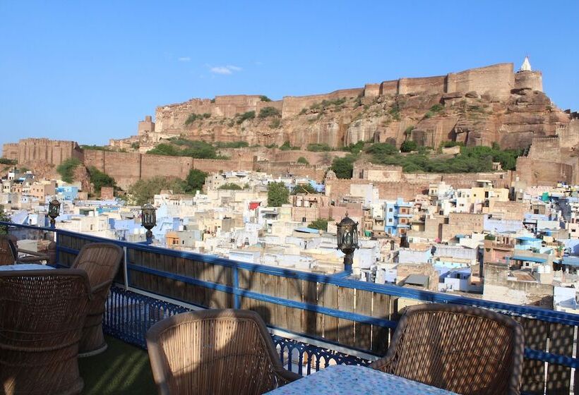 فندق Castle View Heritage Haveli