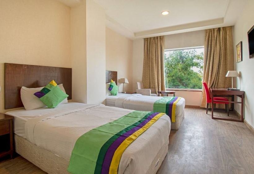 Отель Dr Indraaprasthaa