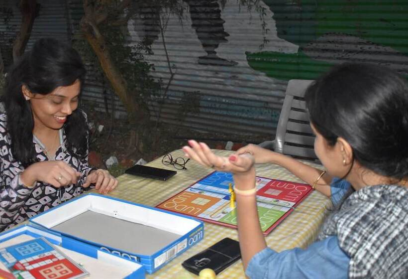 בית מלון כפרי Family In The Hills By Nature S Glamping