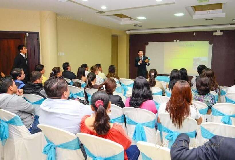 Отель Golden Vista